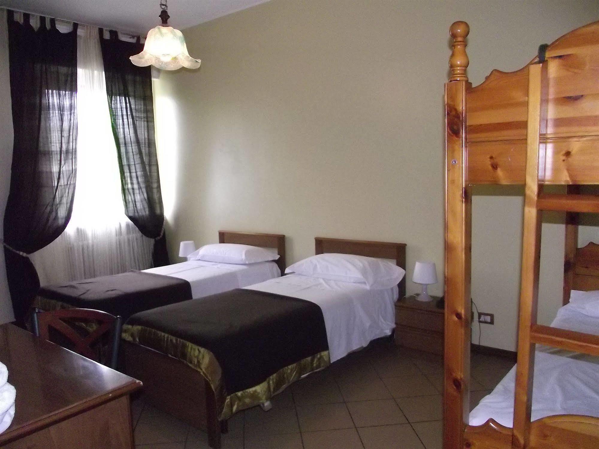 Hotel Ventolosa Villa dʼAlmè Extérieur photo